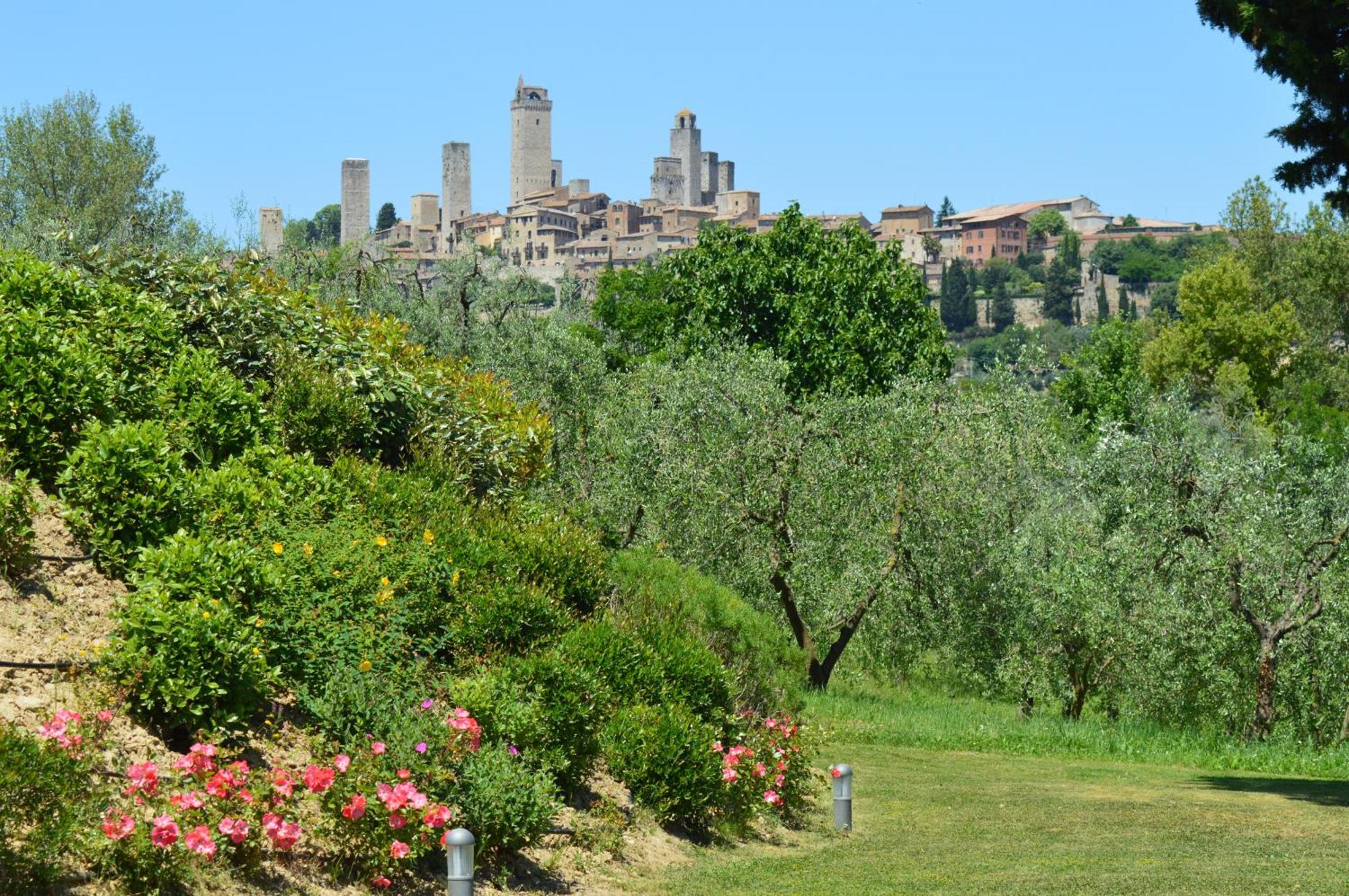 Tenuta Guardastelle - Agriturismo And Vineyard 圣吉米纳诺 外观 照片